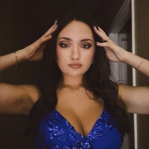 Meet your Posher, Lily